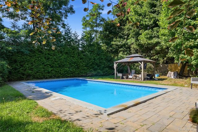 204 Melrose Parkway, Patchogue, NY 11772