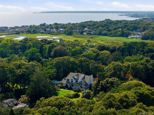 204 Melrose Parkway, Patchogue, NY 11772
