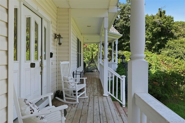 204 Melrose Parkway, Patchogue, NY 11772