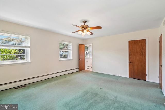 205 N MORGAN AVE, Havertown, PA 19083