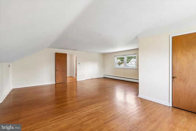 205 N MORGAN AVE, Havertown, PA 19083