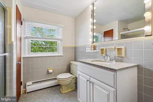 205 N MORGAN AVE, Havertown, PA 19083