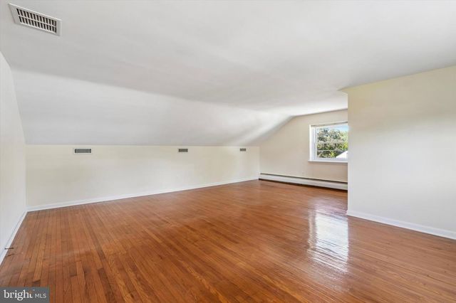 205 N MORGAN AVE, Havertown, PA 19083