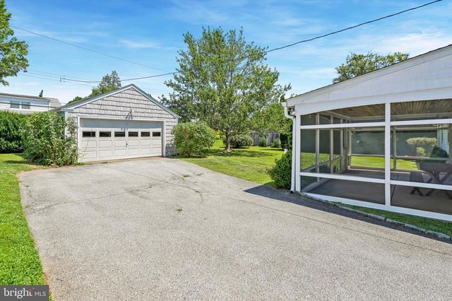 205 N MORGAN AVE, Havertown, PA 19083