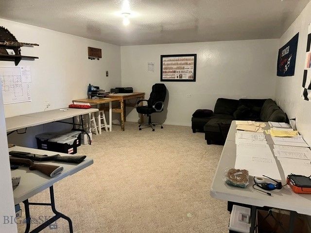 1203 Duncan Road, Belgrade, MT 59718