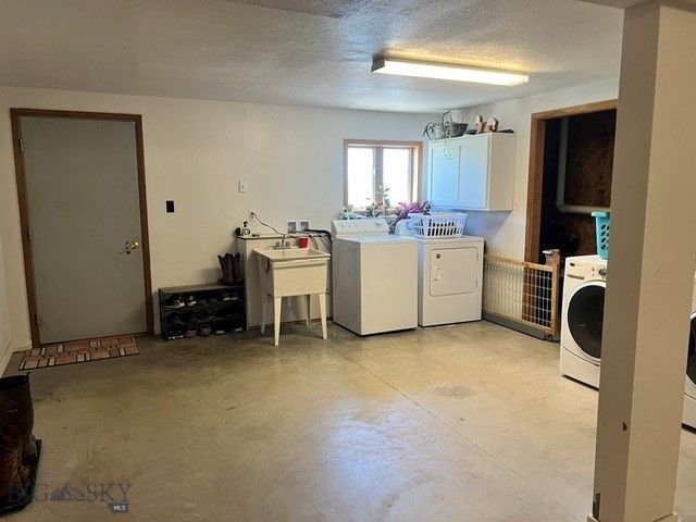 1203 Duncan Road, Belgrade, MT 59718