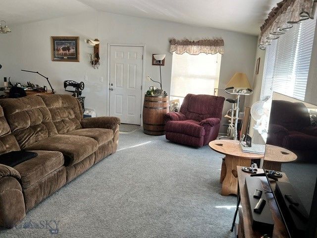 1203 Duncan Road, Belgrade, MT 59718
