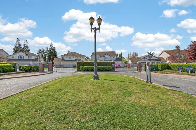 4093 Pine Lake Cir, Stockton, CA 95219