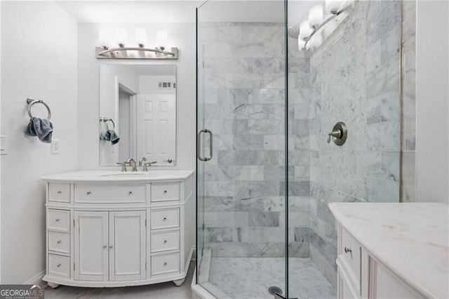 4246 River Green Drive NW 202, Atlanta, GA 30327