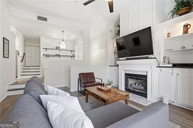 4246 River Green Drive NW 202, Atlanta, GA 30327