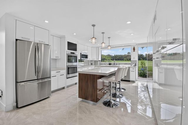 19950 Sawgrass Lane 5201, Boca Raton, FL 33434