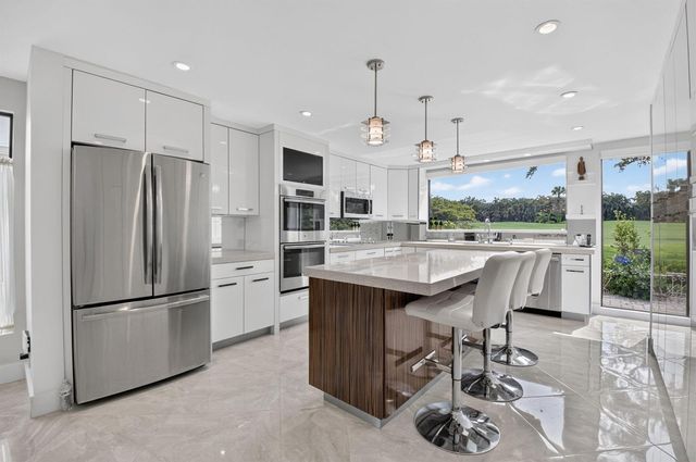 19950 Sawgrass Lane 5201, Boca Raton, FL 33434