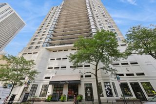 33 W Delaware Place 10K, Chicago, IL 60610