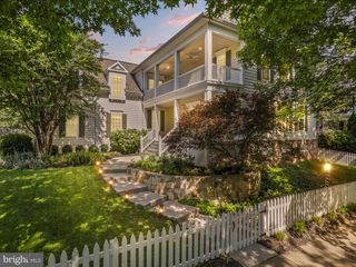 20323 BOWFONDS ST, Ashburn, VA 20147