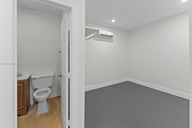 5810 W Flagler St 5810, Miami, FL 33144