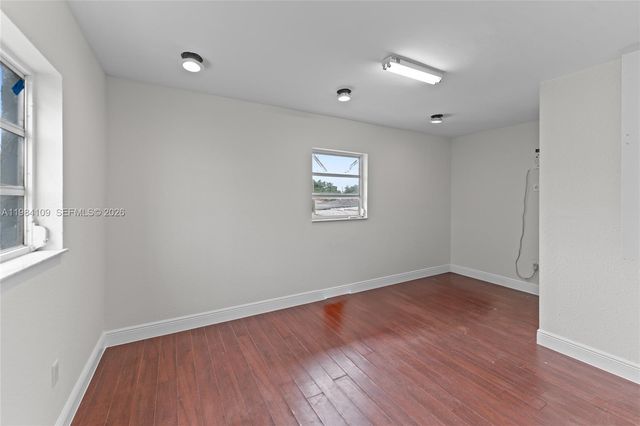 5810 W Flagler St 5810, Miami, FL 33144