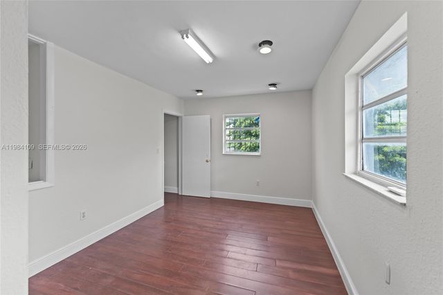 5810 W Flagler St 5810, Miami, FL 33144