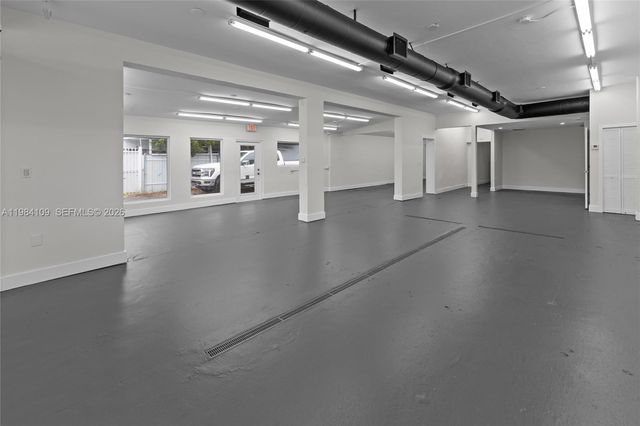 5810 W Flagler St 5810, Miami, FL 33144