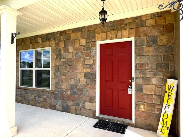 19 Pebblebrook Lane, Fort Mitchell, AL 36856
