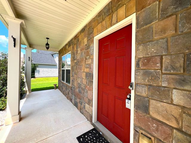 19 Pebblebrook Lane, Fort Mitchell, AL 36856