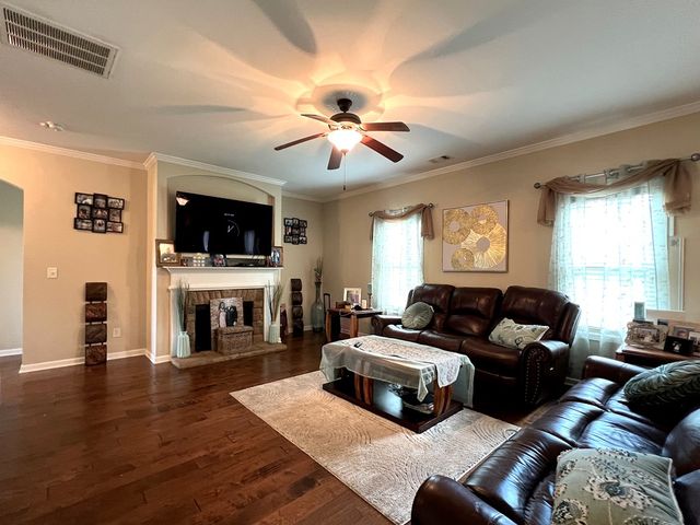 19 Pebblebrook Lane, Fort Mitchell, AL 36856