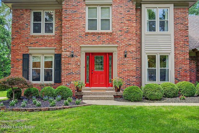 7611 Wolfspring Ct, Louisville, KY 40241