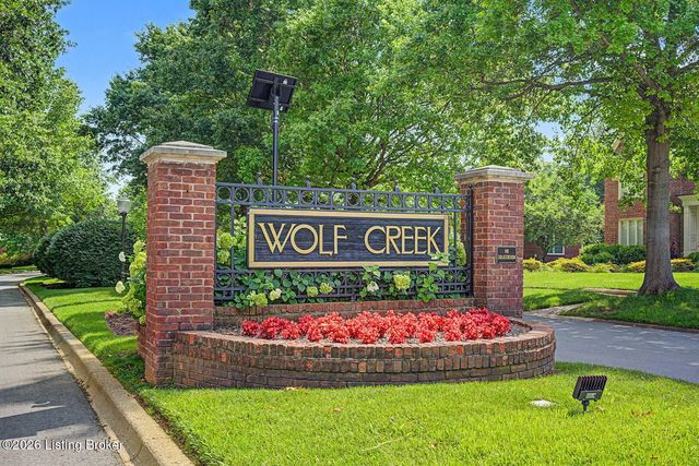7611 Wolfspring Ct, Louisville, KY 40241
