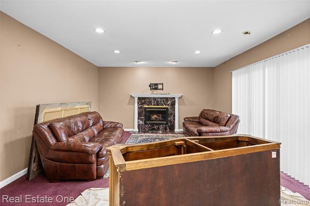 30056 Mayfair Drive, Farmington Hills, MI 48331
