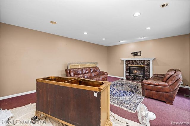 30056 Mayfair Drive, Farmington Hills, MI 48331
