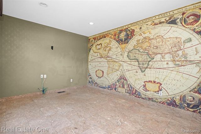 30056 Mayfair Drive, Farmington Hills, MI 48331
