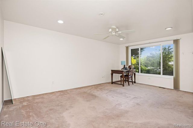 30056 Mayfair Drive, Farmington Hills, MI 48331