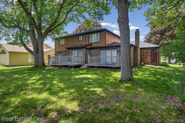 30056 Mayfair Drive, Farmington Hills, MI 48331