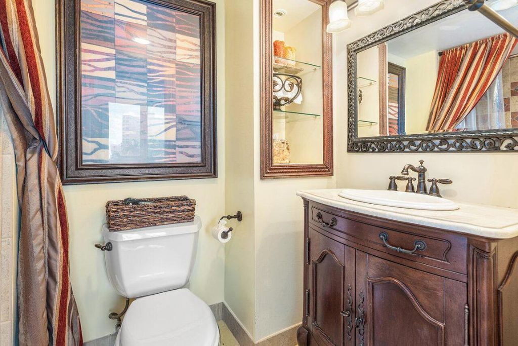 Image 24 of property listing at 3301 S Ocean Boulevard 201, Highland Beach, FL 33487