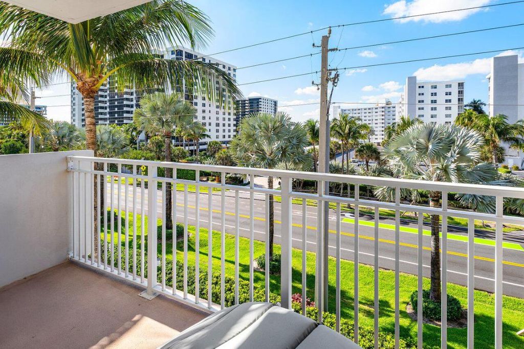 Image 26 of property listing at 3301 S Ocean Boulevard 201, Highland Beach, FL 33487