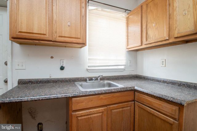 2106 WILHELM ST, Baltimore, MD 21223