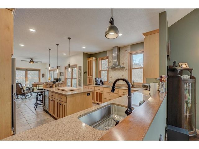 1100 Juniper Way, Hudson, WI 54016