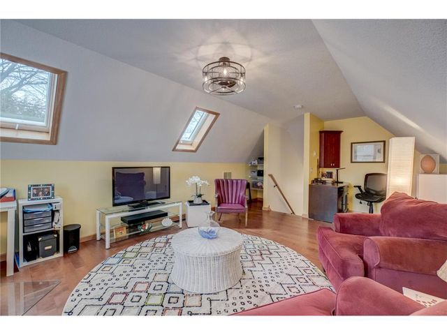 1100 Juniper Way, Hudson, WI 54016