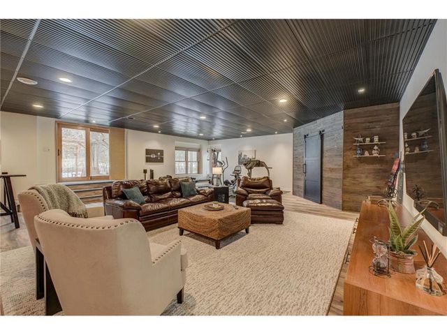 1100 Juniper Way, Hudson, WI 54016