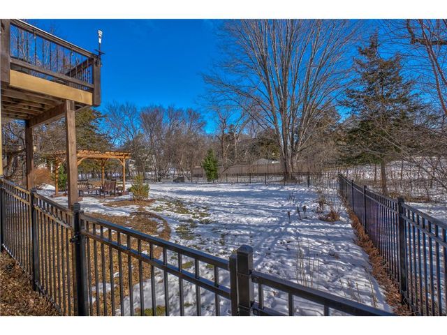 1100 Juniper Way, Hudson, WI 54016