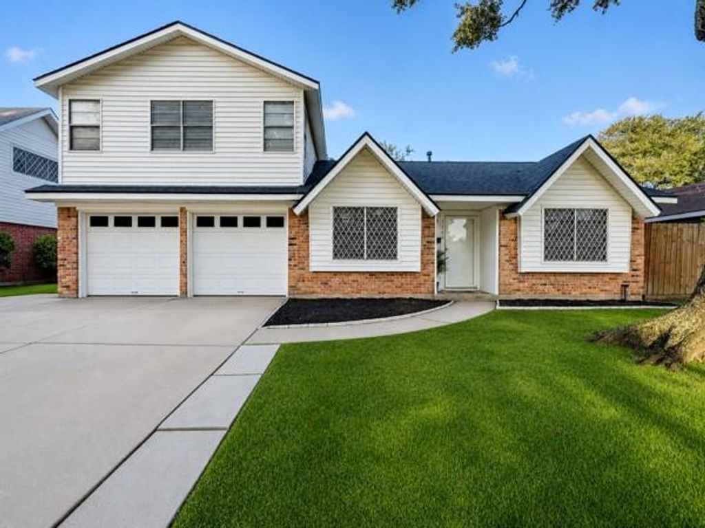 2305 Peach Lane, Pasadena, TX 77502