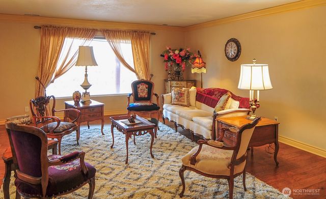 1055 N Jackson Avenue, East Wenatchee, WA 98802