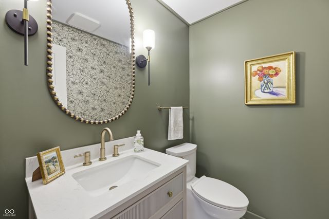 9220 Sandbury Road, Indianapolis, IN 46256