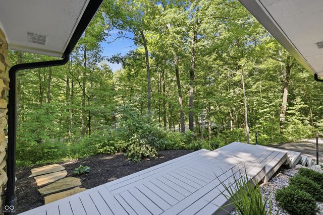 9220 Sandbury Road, Indianapolis, IN 46256