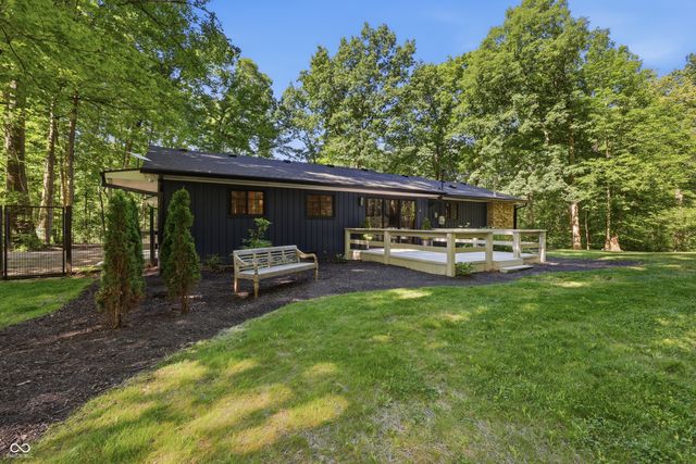 9220 Sandbury Road, Indianapolis, IN 46256