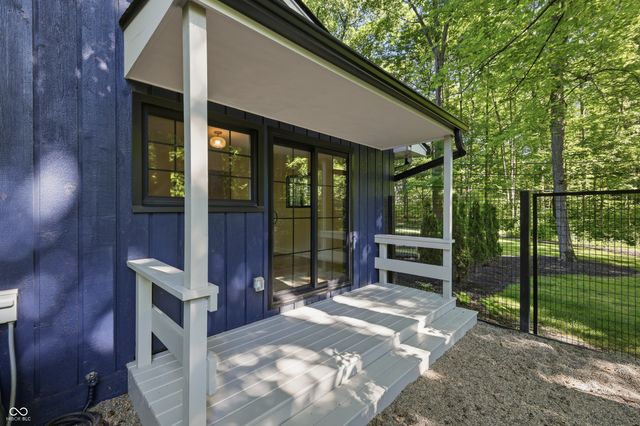9220 Sandbury Road, Indianapolis, IN 46256