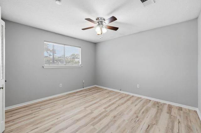 3403 Winter Lane, Baytown, TX 77521