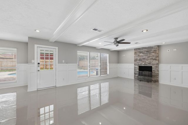 3403 Winter Lane, Baytown, TX 77521