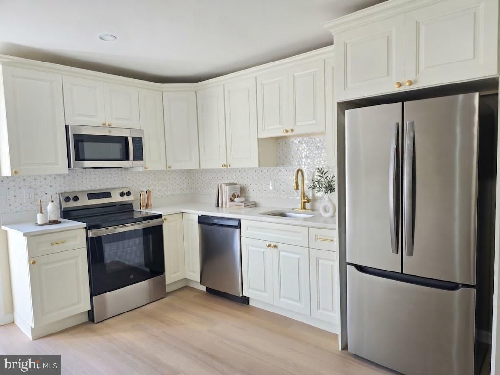 7108 CLOVER LN, UPPER DARBY, PA 19082 — photo 2
