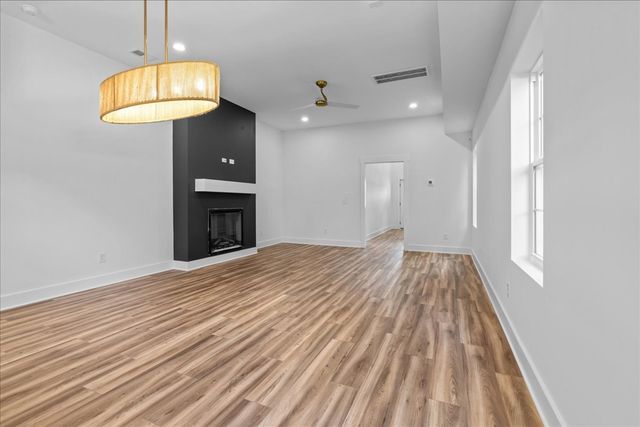 329 Seneca Dr, Nashville, TN 37214