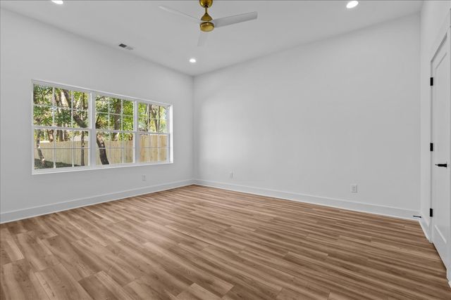 329 Seneca Dr, Nashville, TN 37214